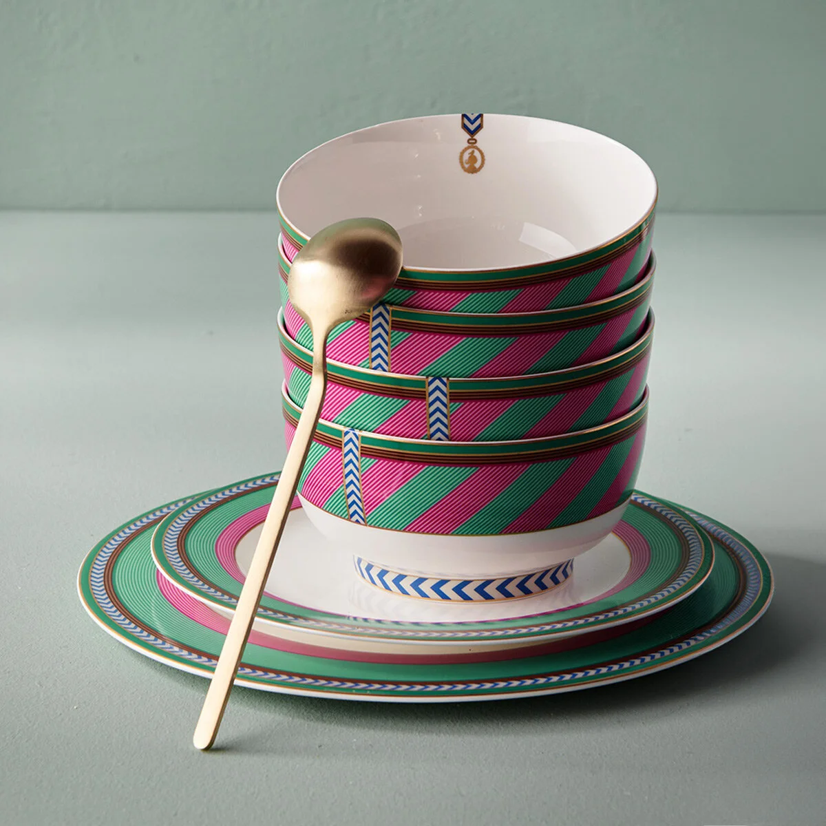 Chique Stripes Çizgili Tabak Pembe - Yeşil Renk 28 cm