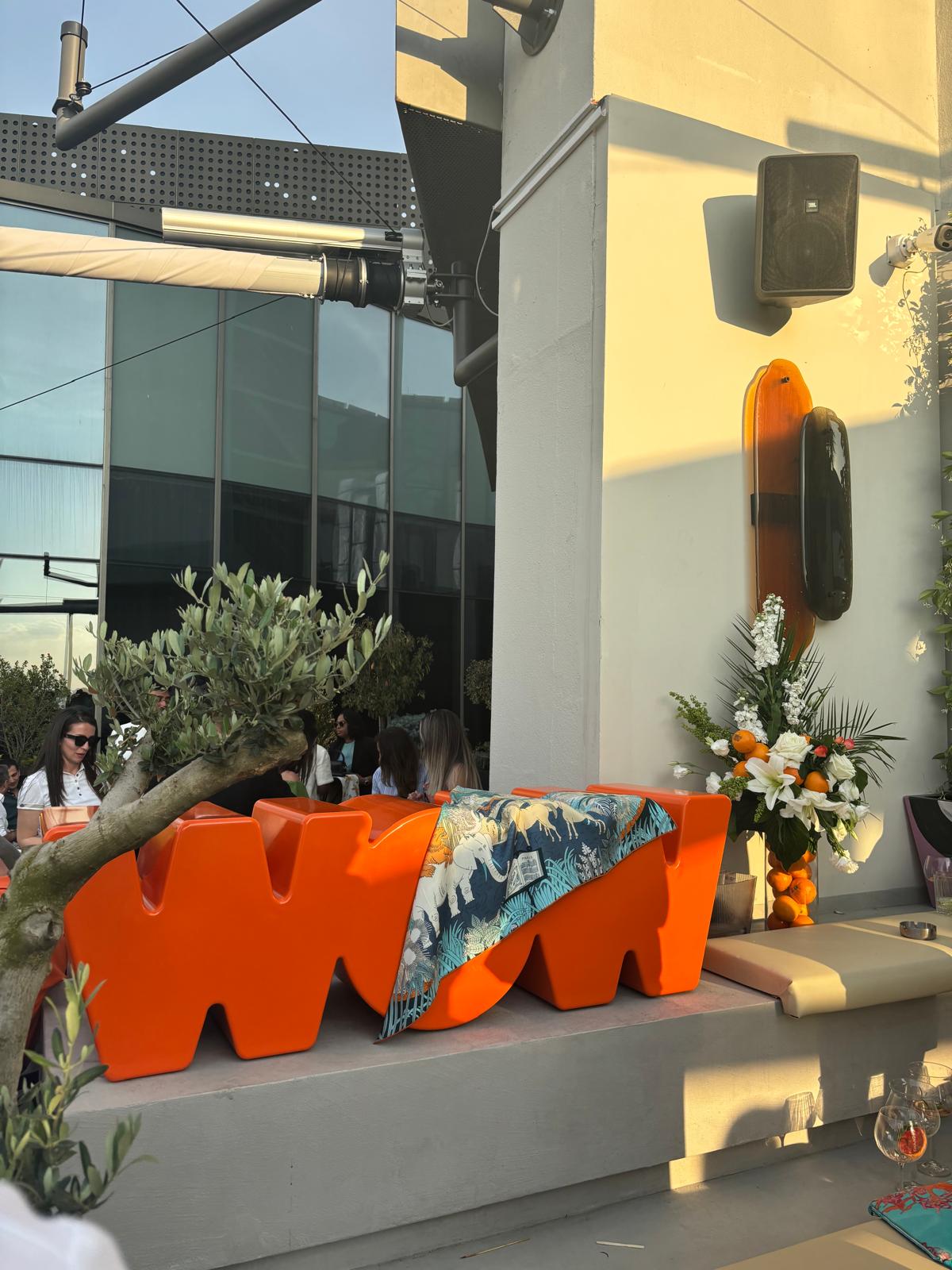 WOW Bench - Safran Sarı