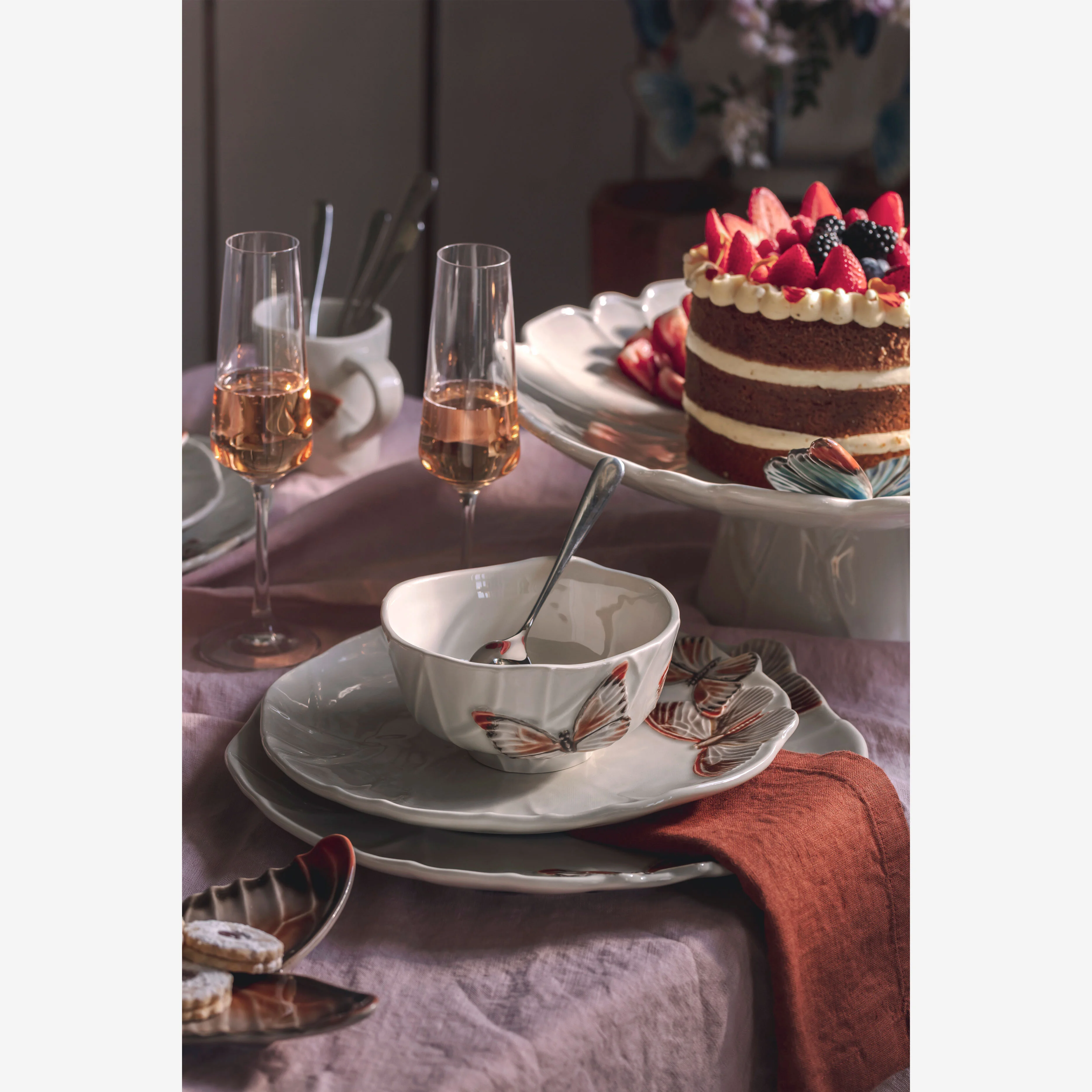 Bordallo Pinheiro Seramik Servis Kasesi 15 Cm Beyaz Renk