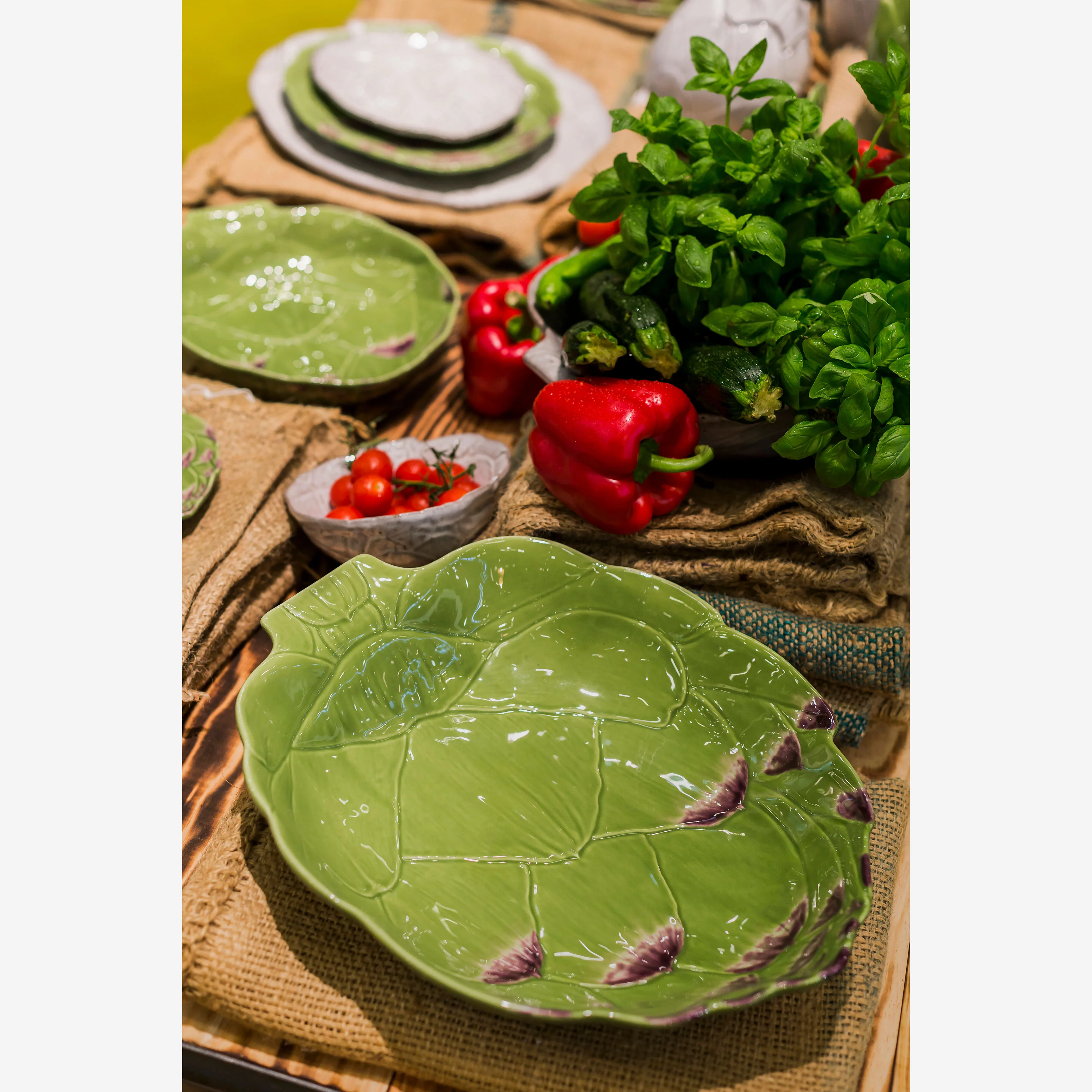 Bordallo Pinheiro Seramik Servis Kasesi 35,5 Cm Yeşil Renk