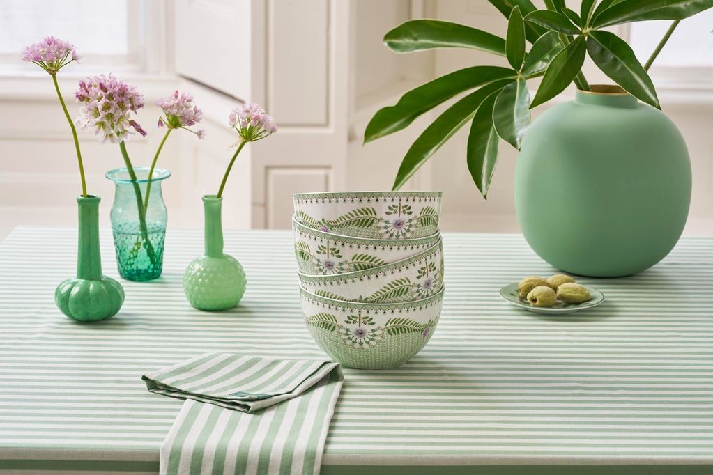 Lily & Lotus Porselen Kase Yeşil Renk 15 cm