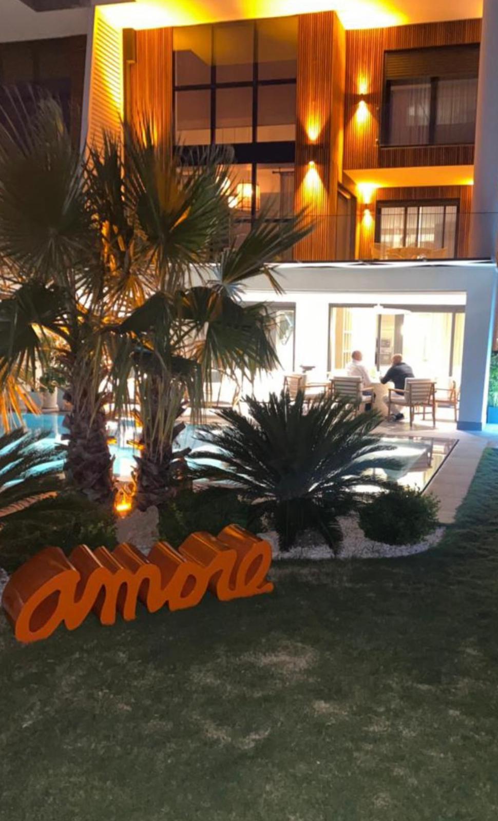 Amore Alev Kırmızı Bench