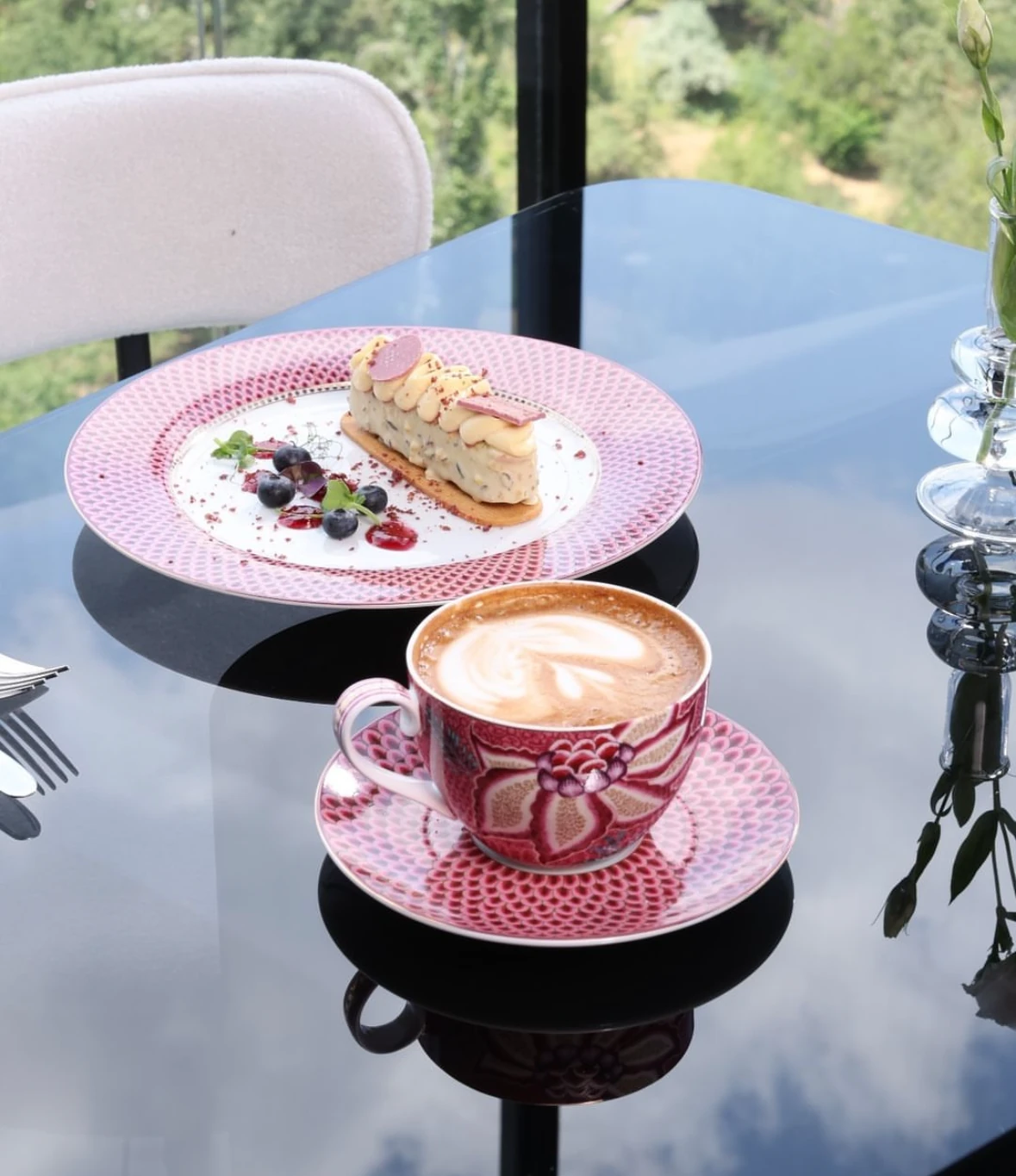 Flower Festival Porselen İkili Çay Fincan Takımı Kırmızı Renk 280 ml