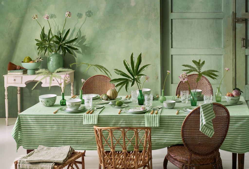 Lily & Lotus Porselen Yumurtalık Yeşil Renk