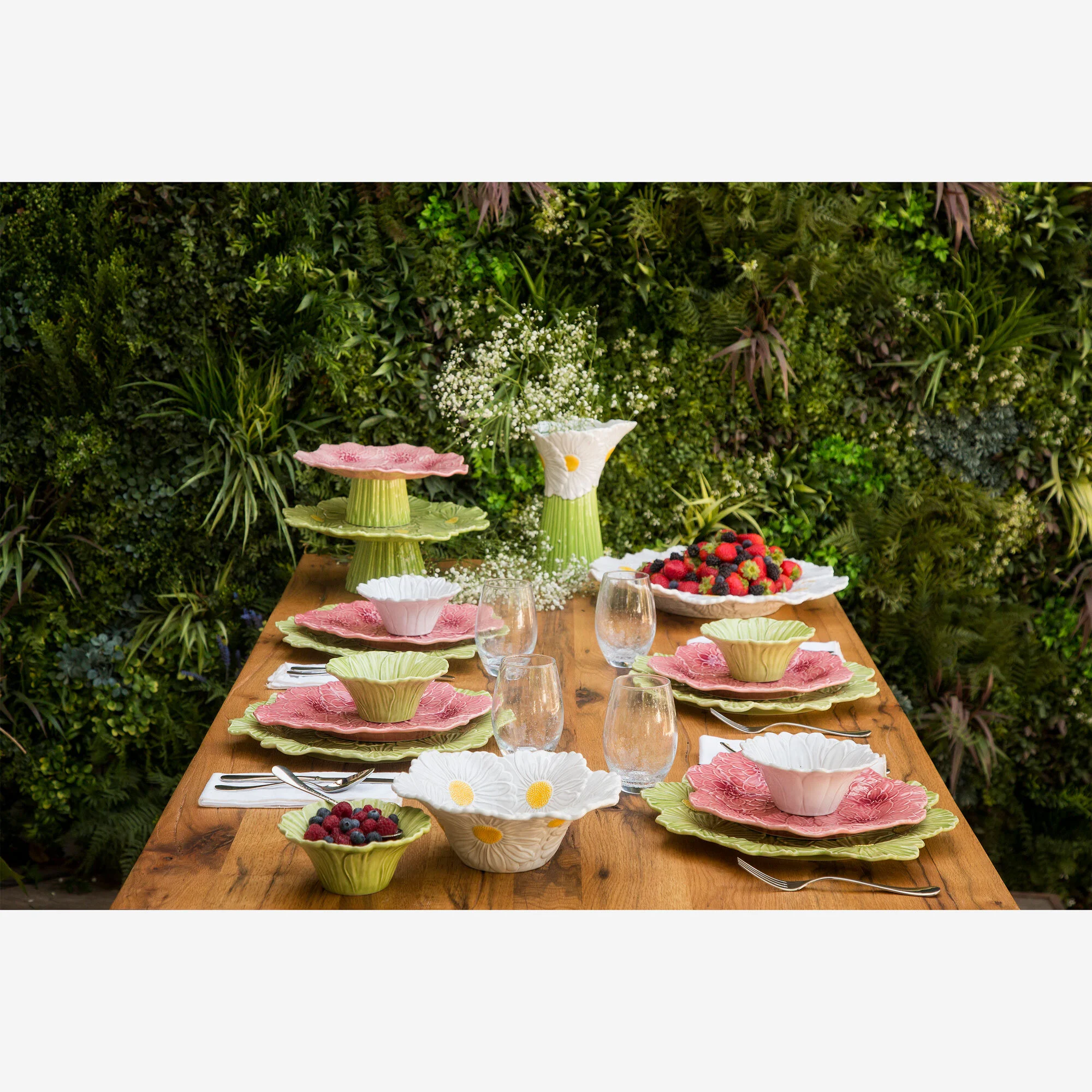 Bordallo Pinheiro Seramik Yemek Tabağı 28 Cm Pembe Renk