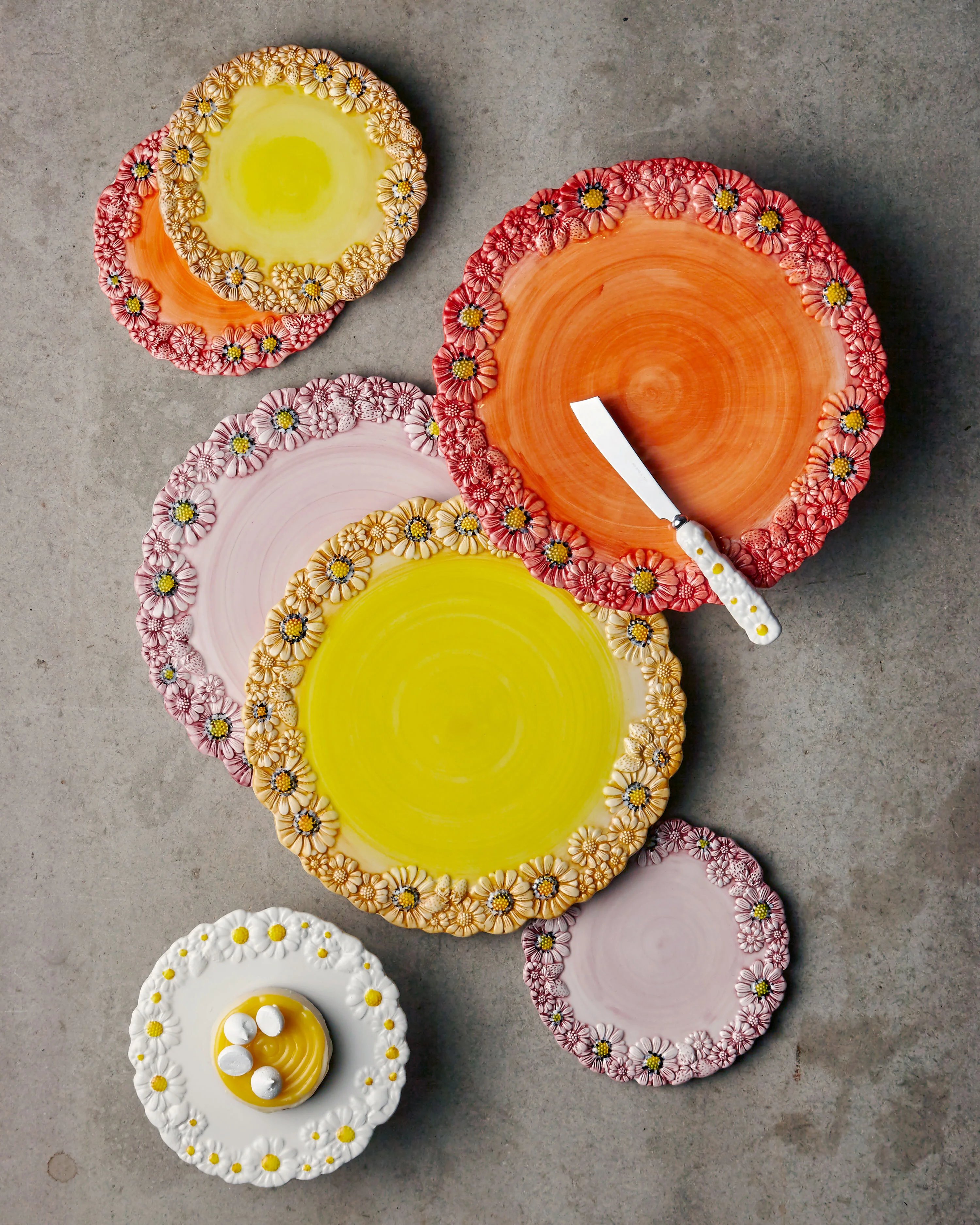 Camomilla Sarı Servis Tabağı 22x22 cm 