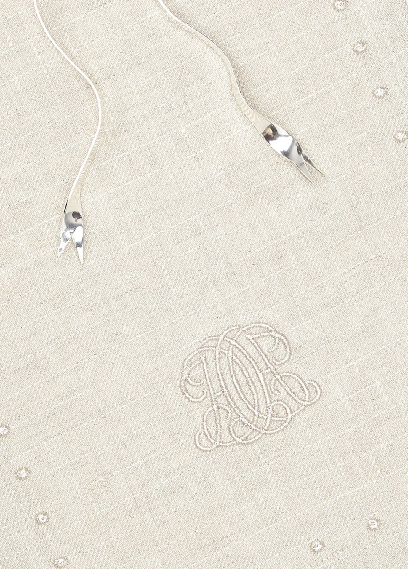 Miracle Fiyonklu Monogram Nakışlı Tepsi Örtüsü