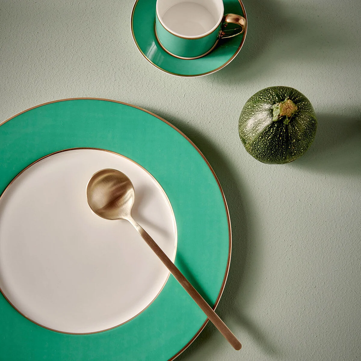 Chique Porselen Yemek Tabağı Yeşil Renk 28 cm