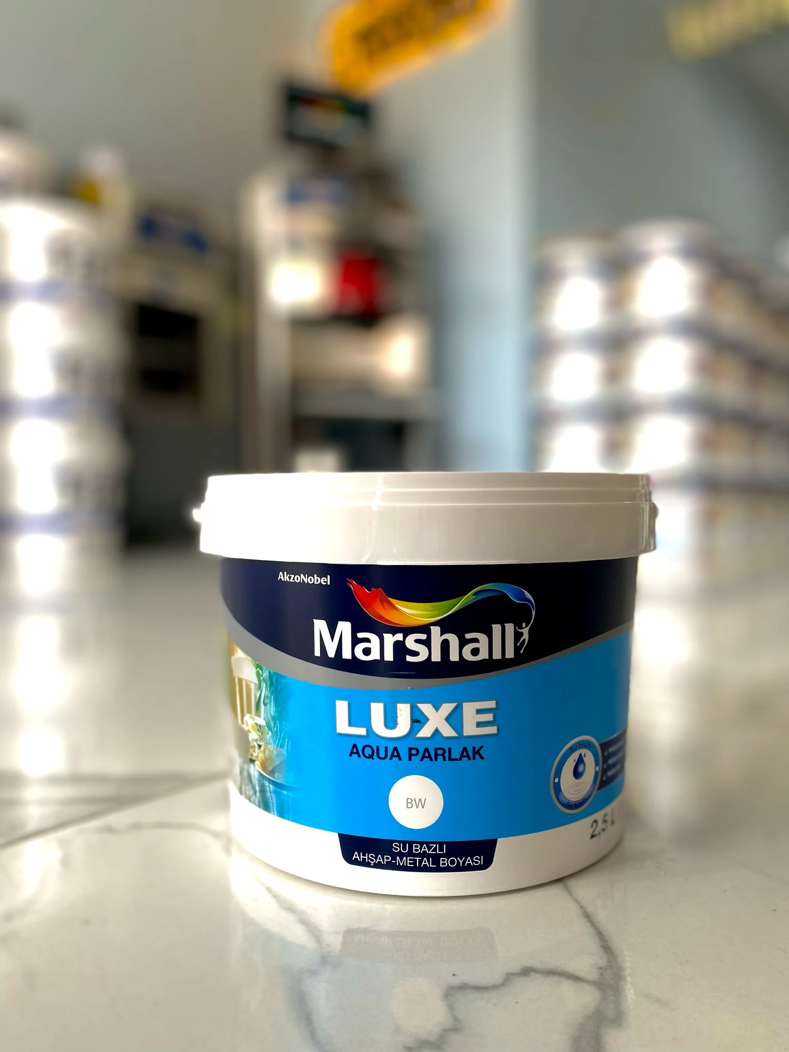 Marshall Luxe Aqua Parlak Su Bazlı Boya 0,75 L BEYAZ