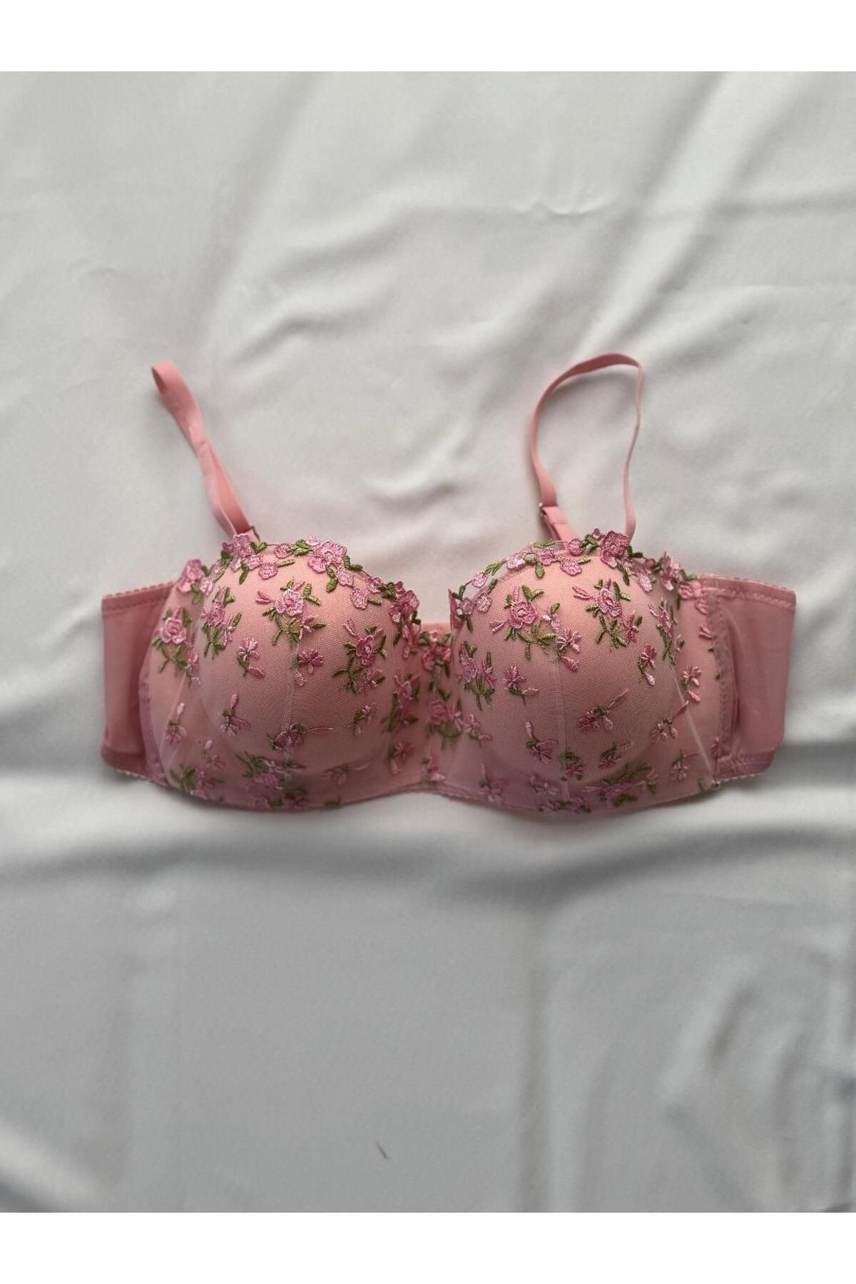 Privée Pembe Dantelli Çiçekli Brode Takım