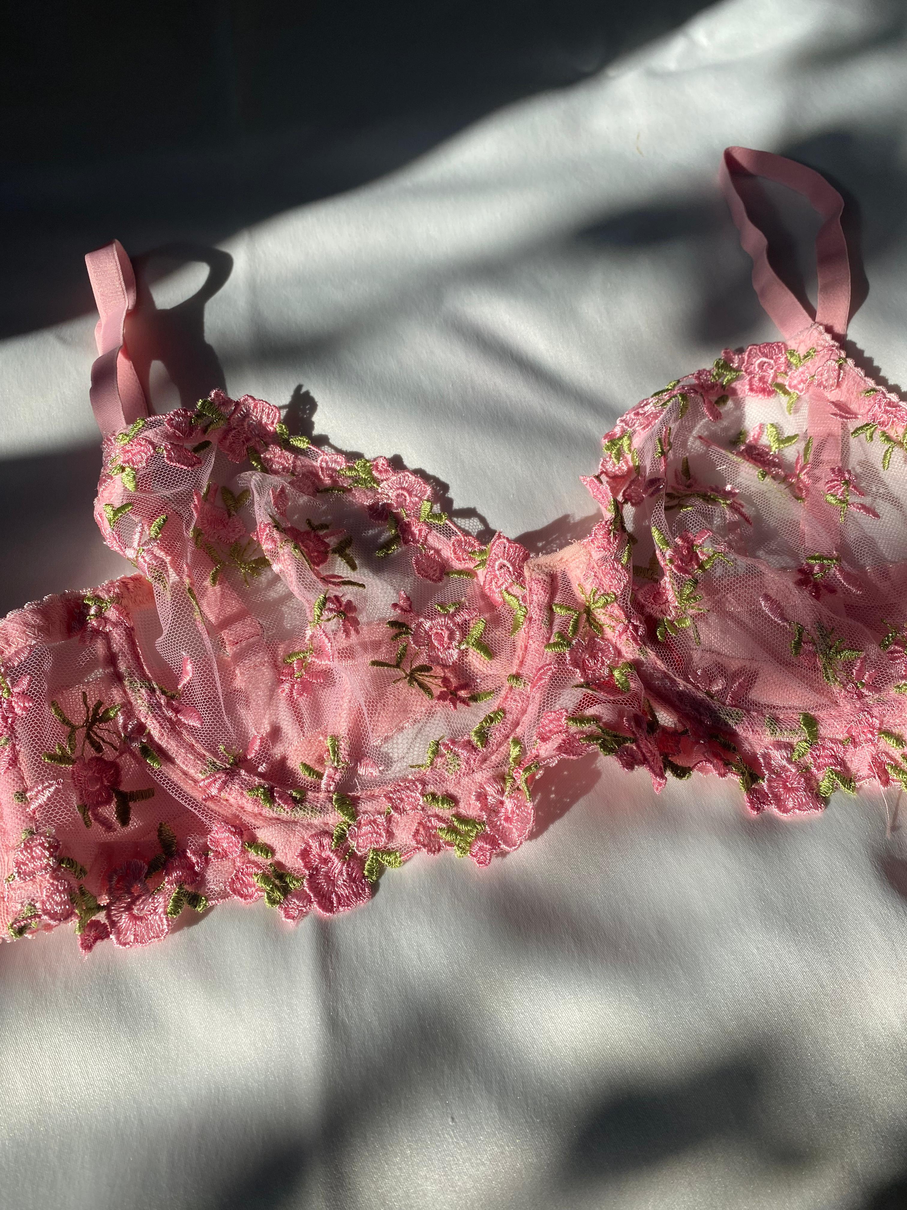 Privée Pembe Çiçekli Dantelli Tül Sütyen Takımı