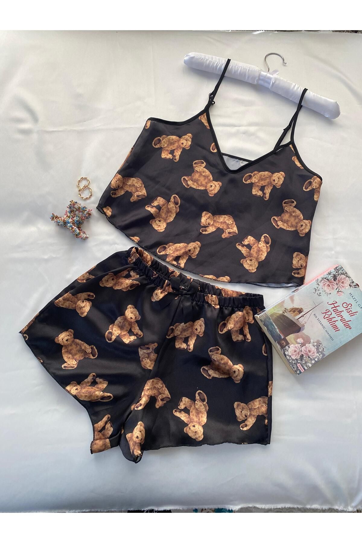Ayıcık Desenli Askılı Şortlu Pijama Takımı - Siyah