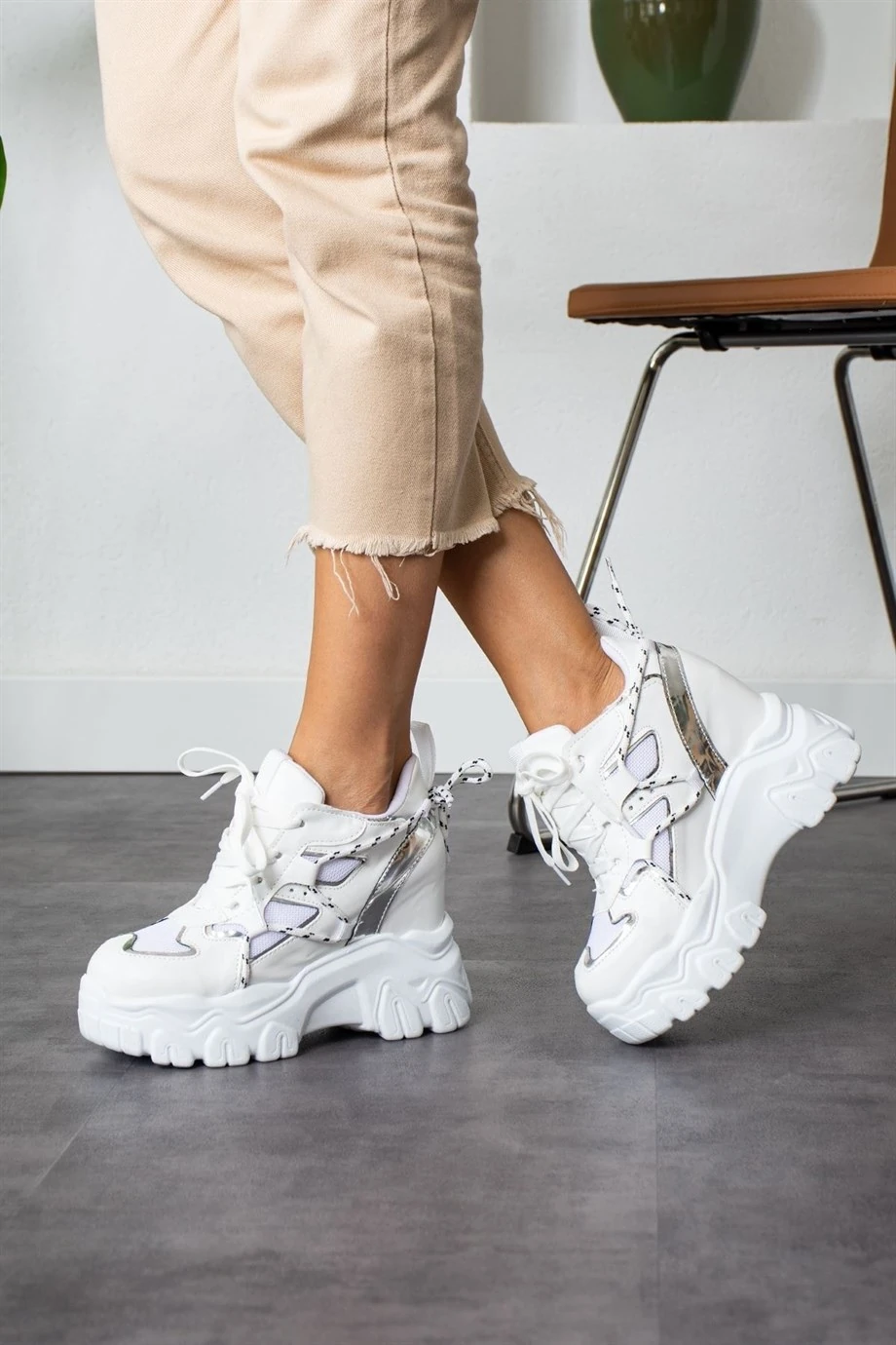 Amon Gizli Topuklu Spor Ayakkabı