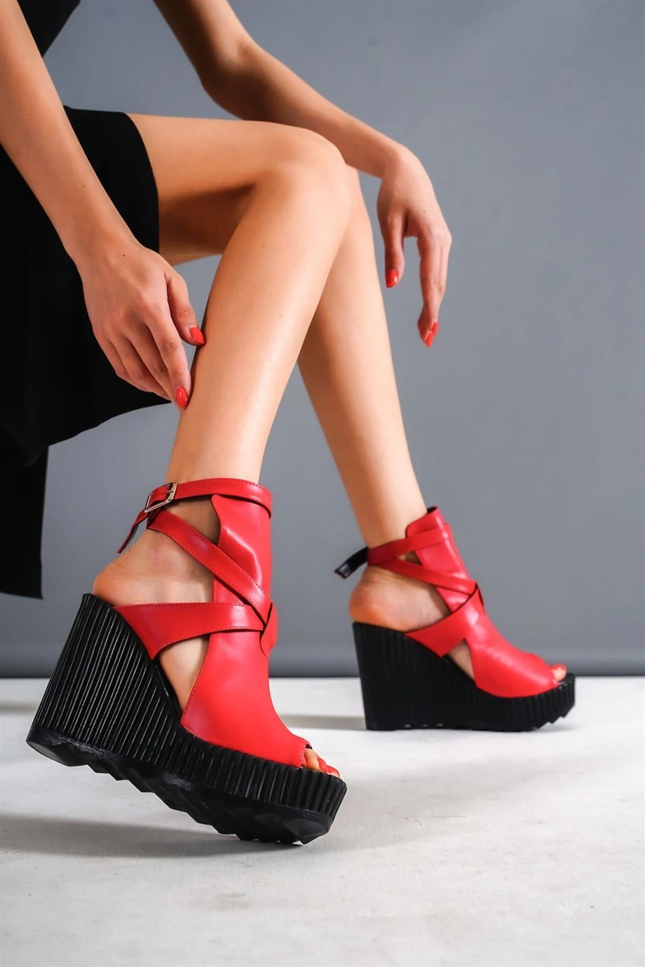 Jolena Dolgu Topuklu Sandalet