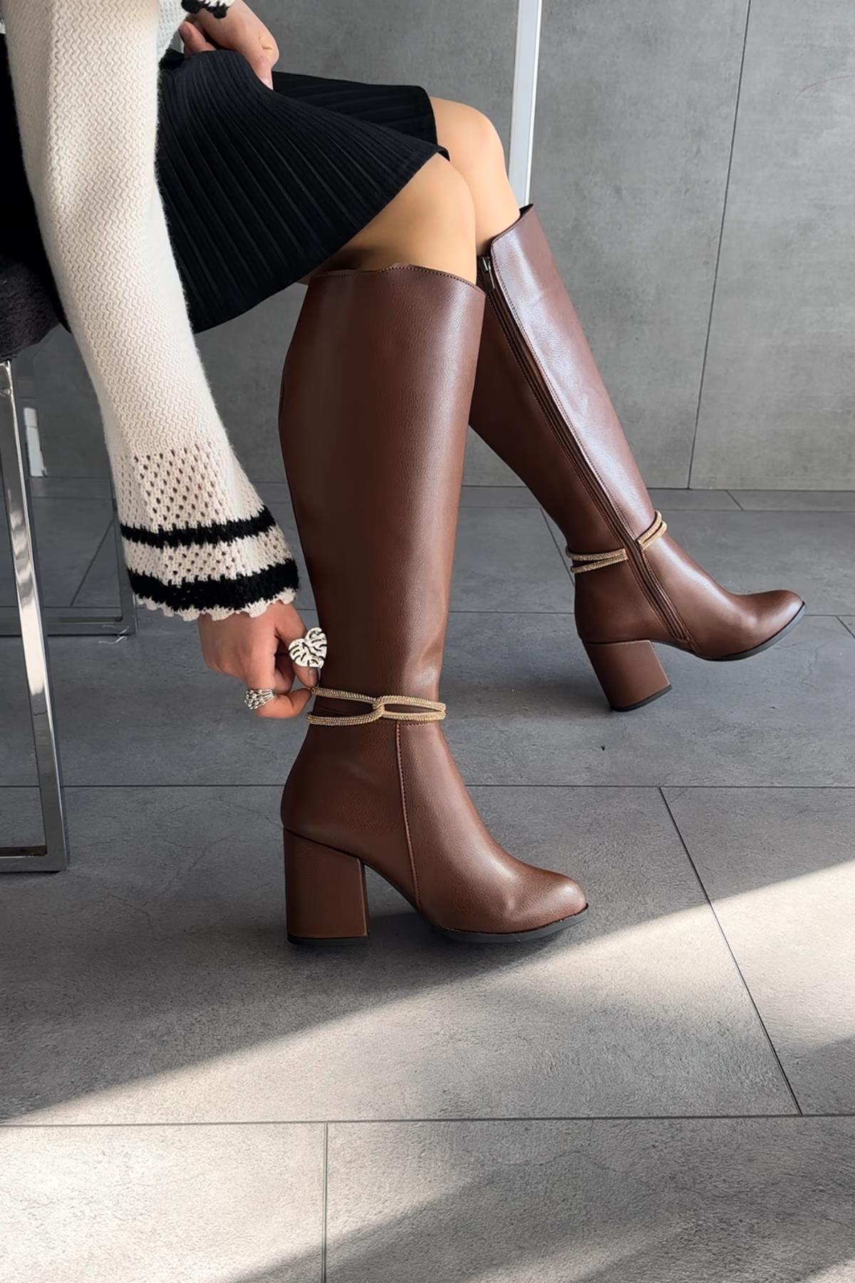 Modanizm Petty Kahverengi Çizme