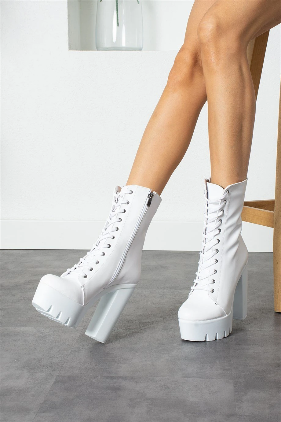Modanizm Samina Topuklu Beyaz Deri Bot