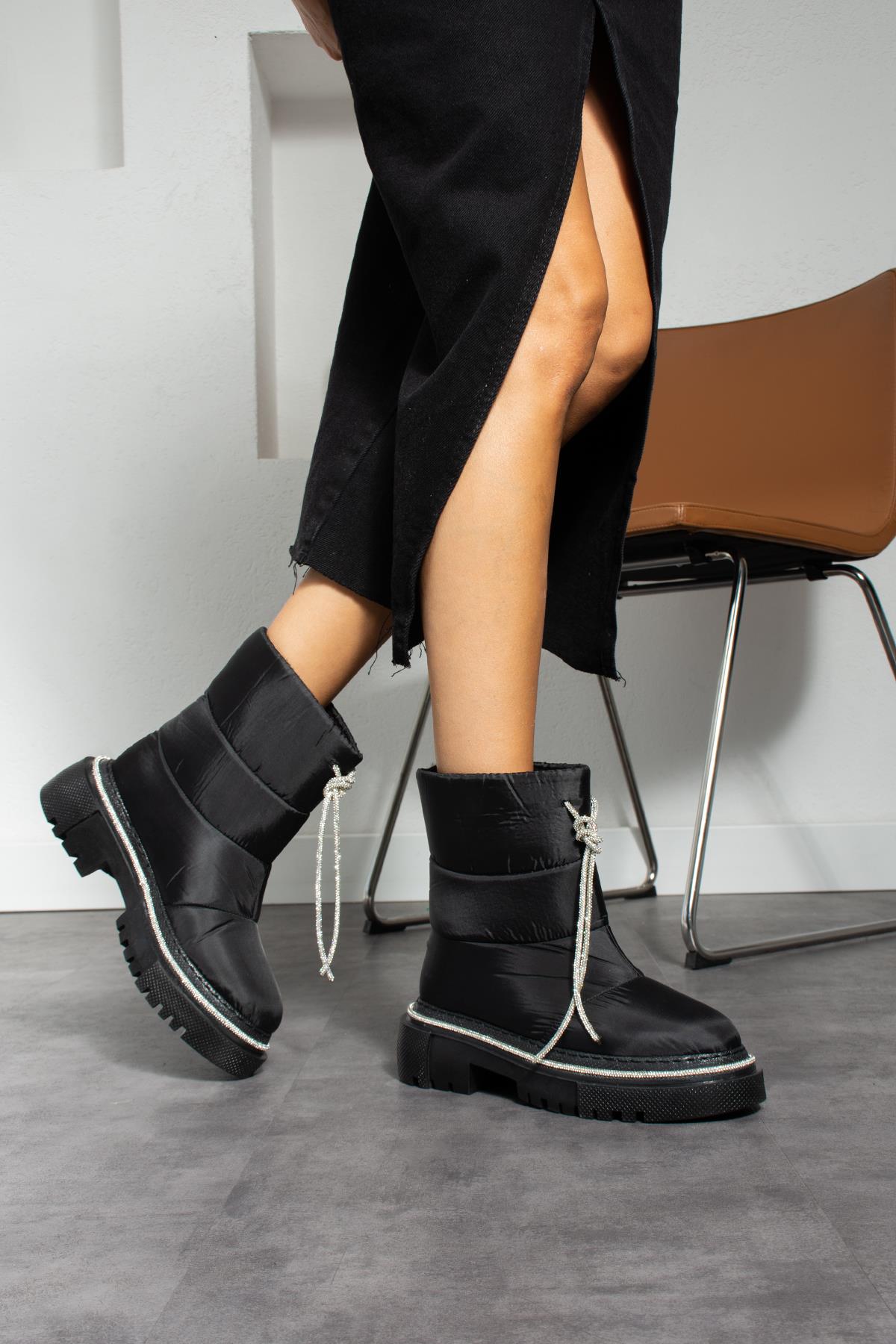 Modanizm Ryu Siyah Bot