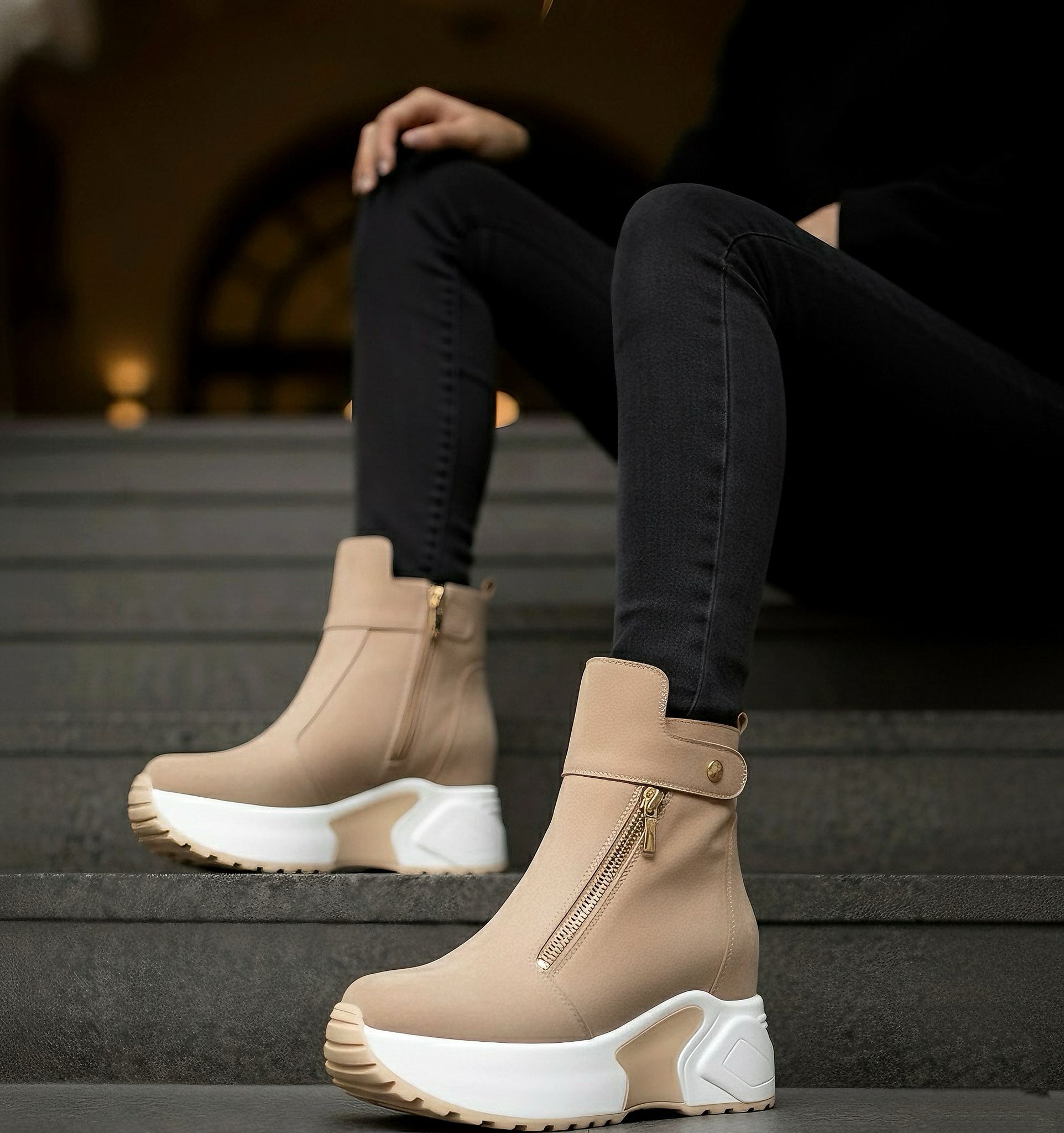 Corviah  Dolgu Topuklu Spor Bot