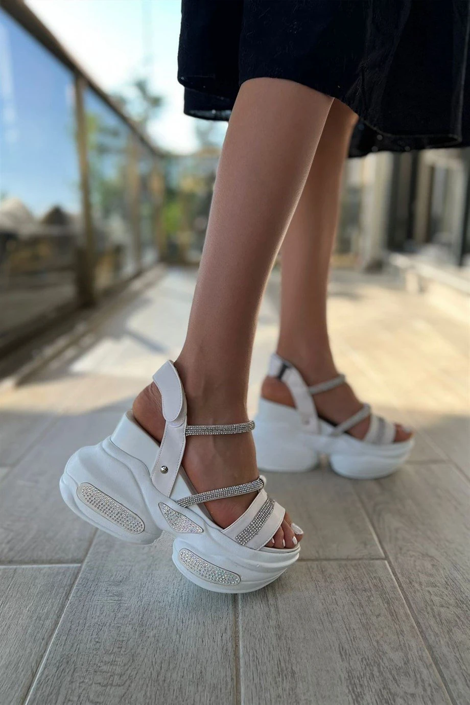 Alyusha Dolgu Topuklu Spor Sandalet