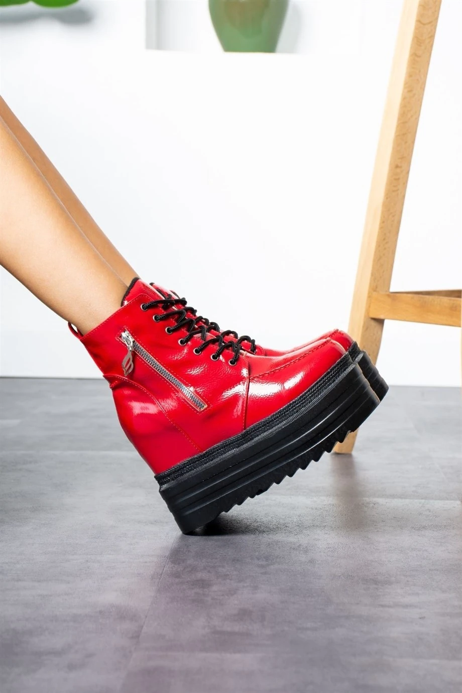 Daichi Kırmızı Dolgu Topuklu Rugan Bot