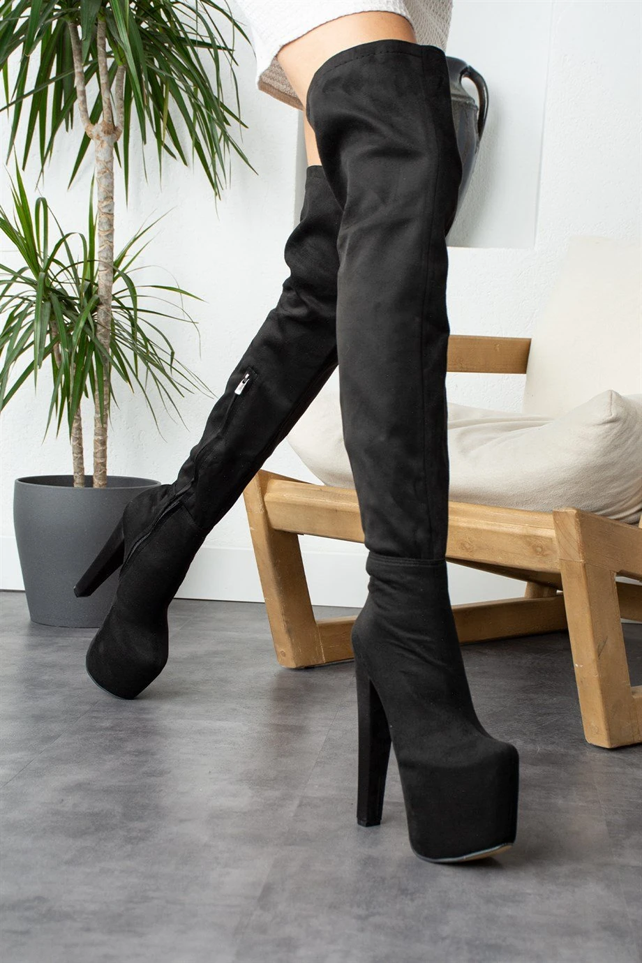 Modanizm Pixie Siyah Topuklu Süet Çizme