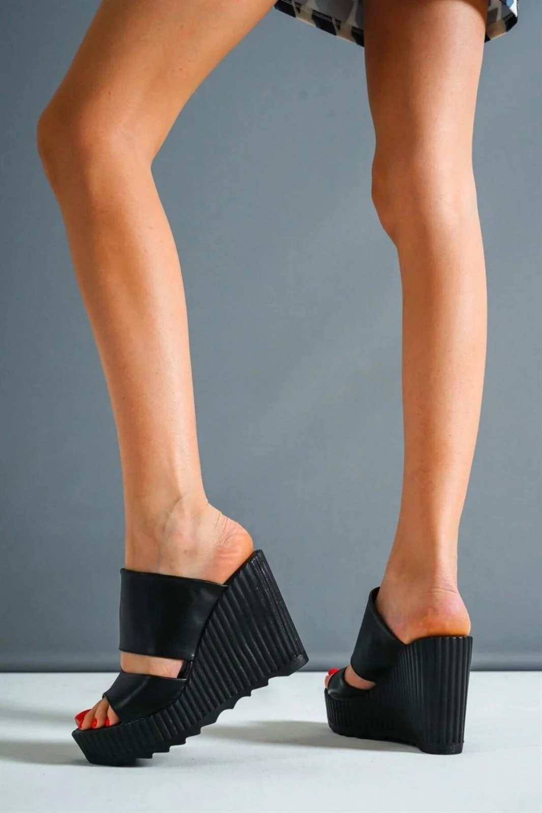 Laviertha Dolgu Topuklu Terlik