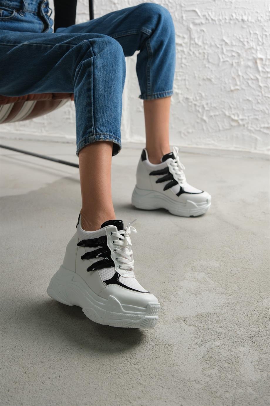 Modanizm Dietz Gizli Topuklu Siyah Spor Ayakkabı