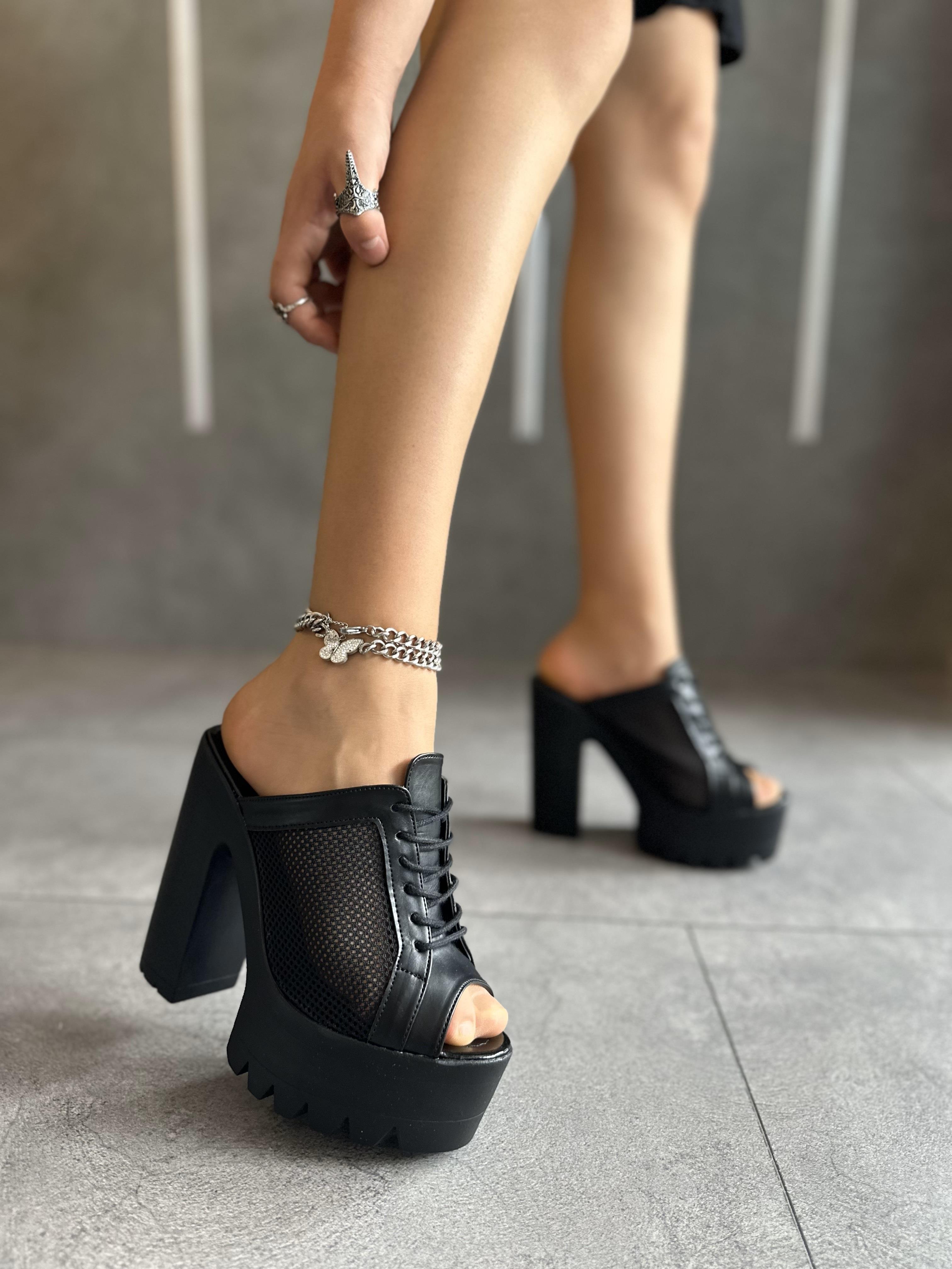 Modanizm Marston Siyah Topuklu Terlik