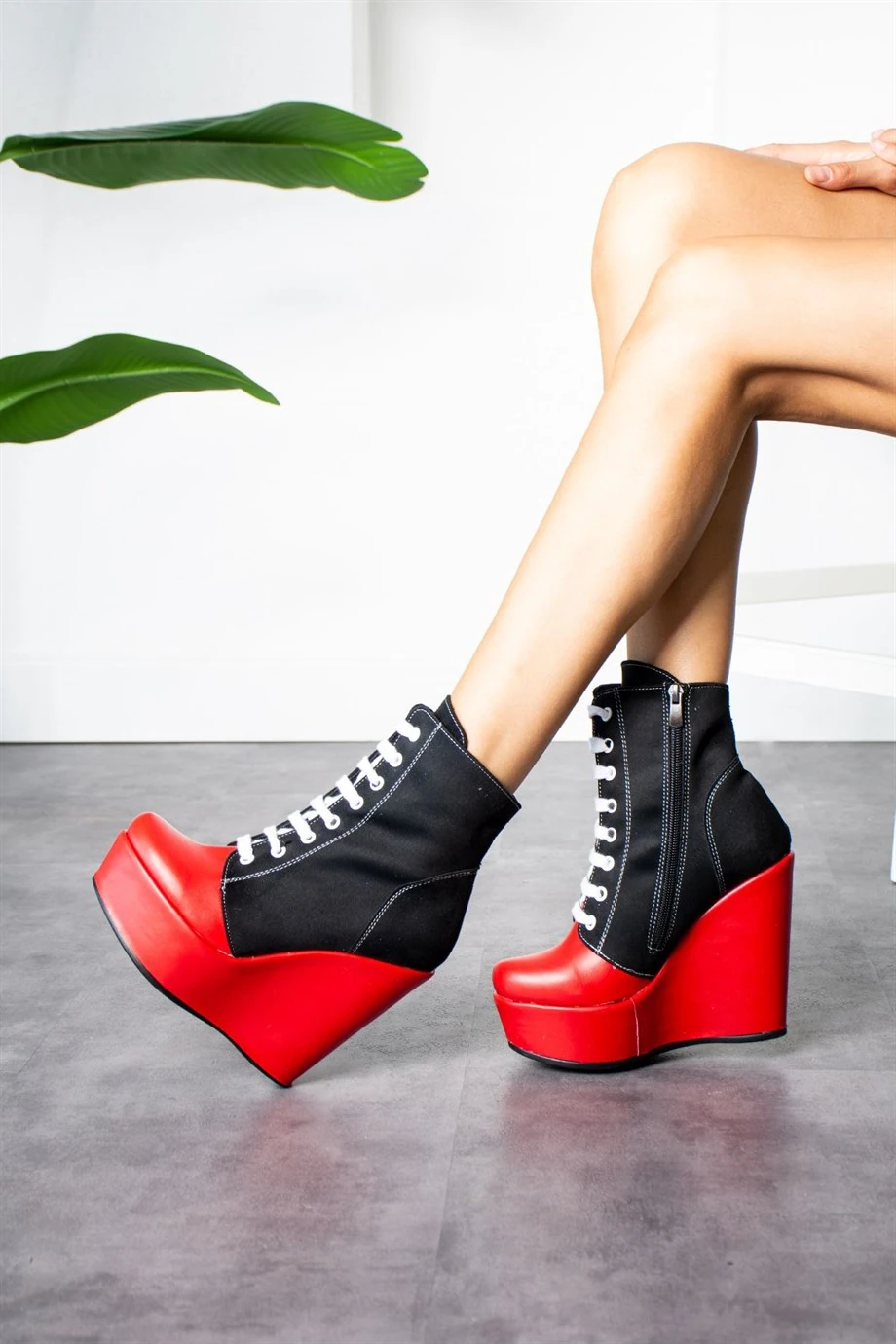 Katherina Kırmızı Dolgu Topuklu Süet Bot