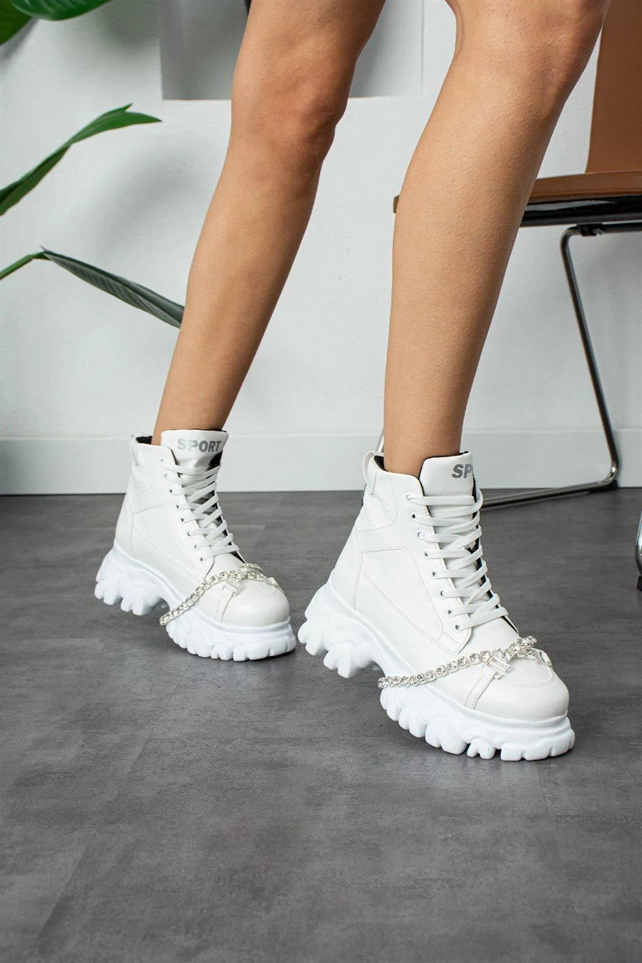 Modanizm Peggy Beyaz Spor Bot