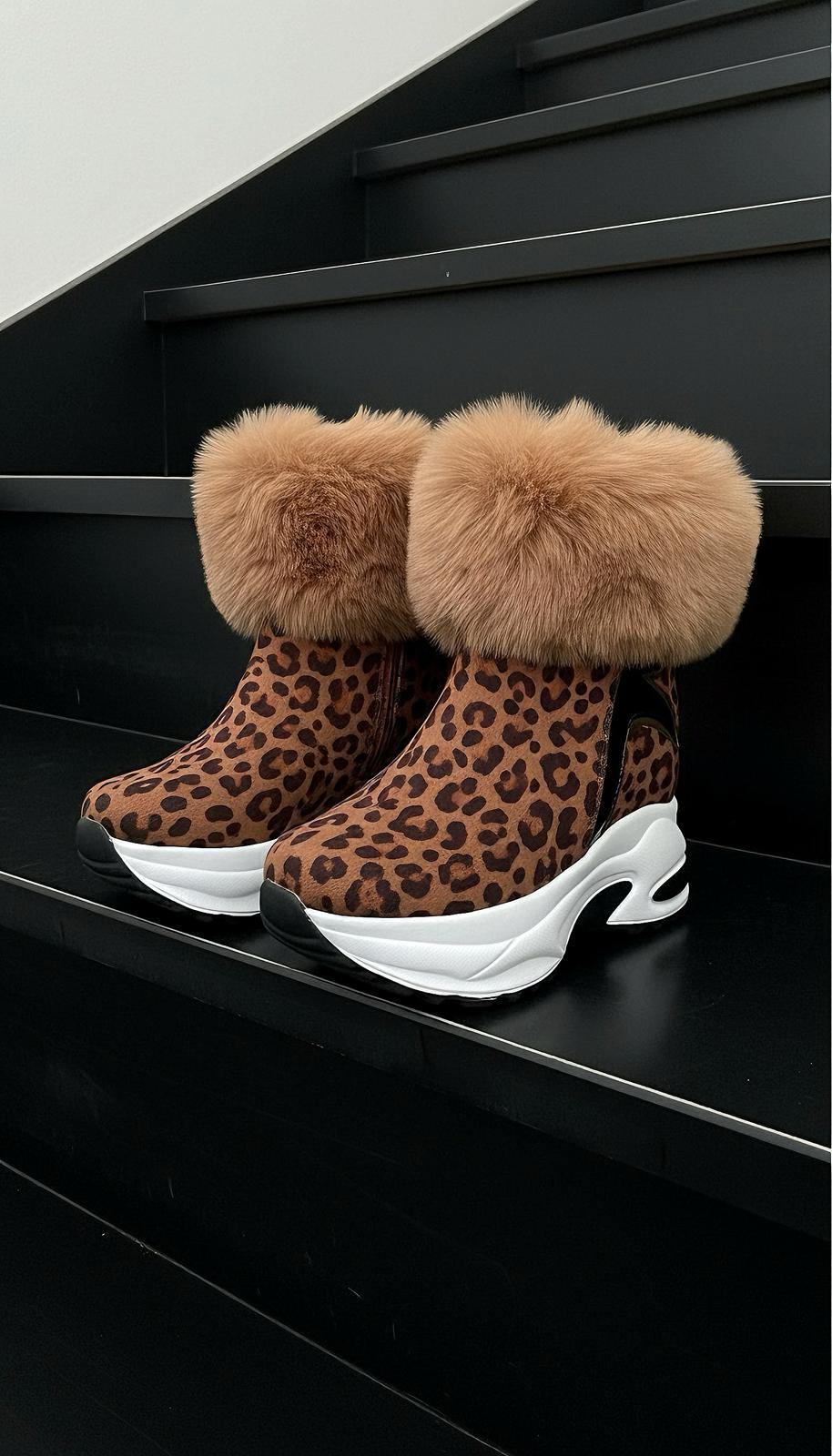 Movella Leopar Kürk  Dolgu Topuklu  Spor Bot