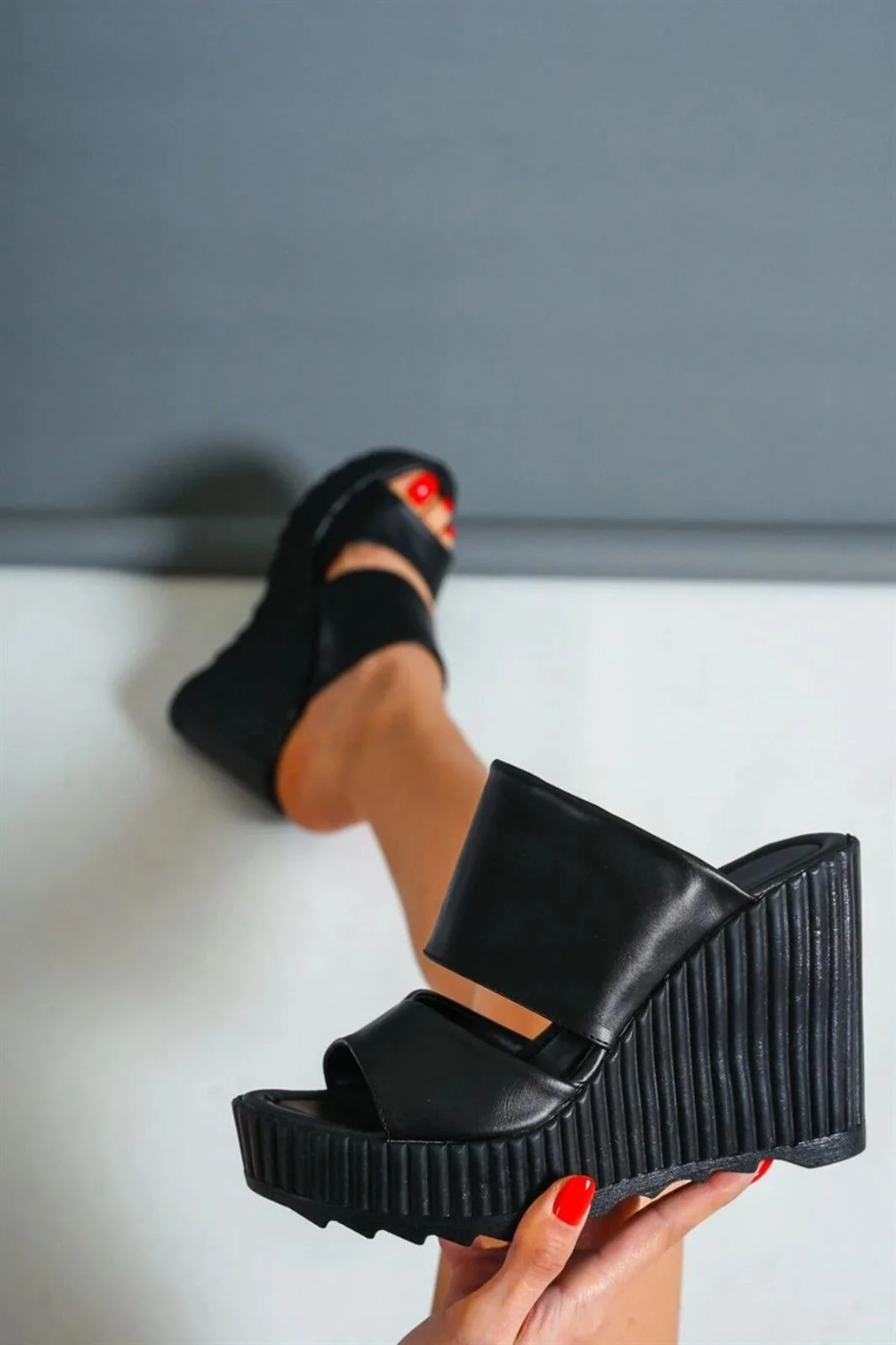 Laviertha Dolgu Topuklu Terlik