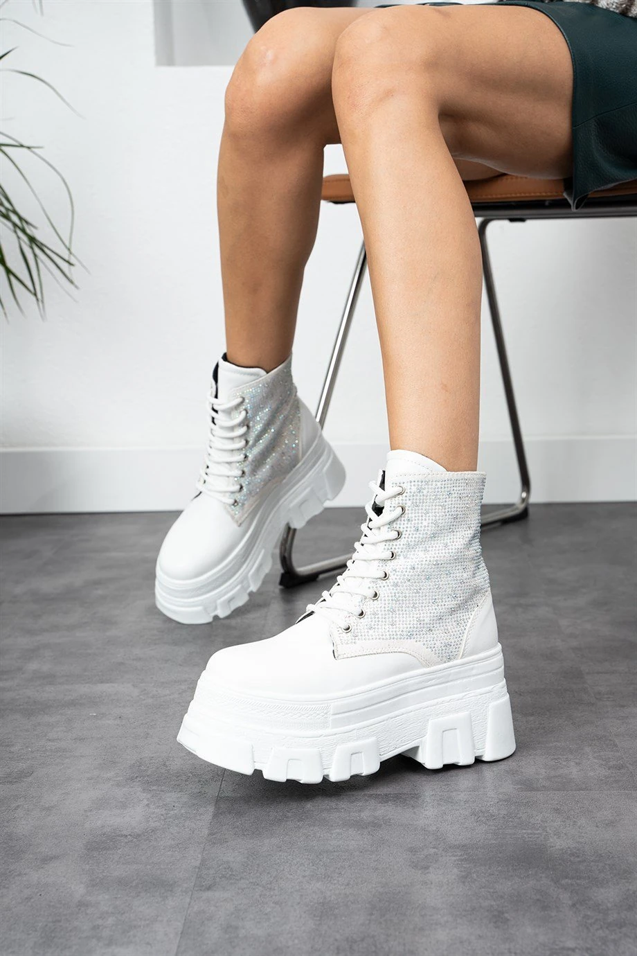 Modanizm Mia Dolgu Topuklu Beyaz Deri Bot