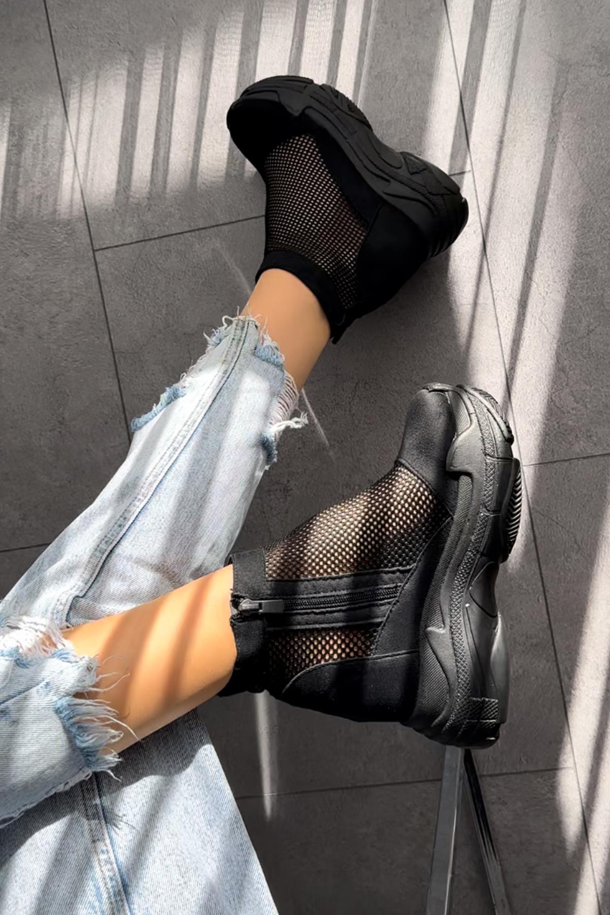 Esha Siyah Fileli Dolgu Topuklu Spor Bot