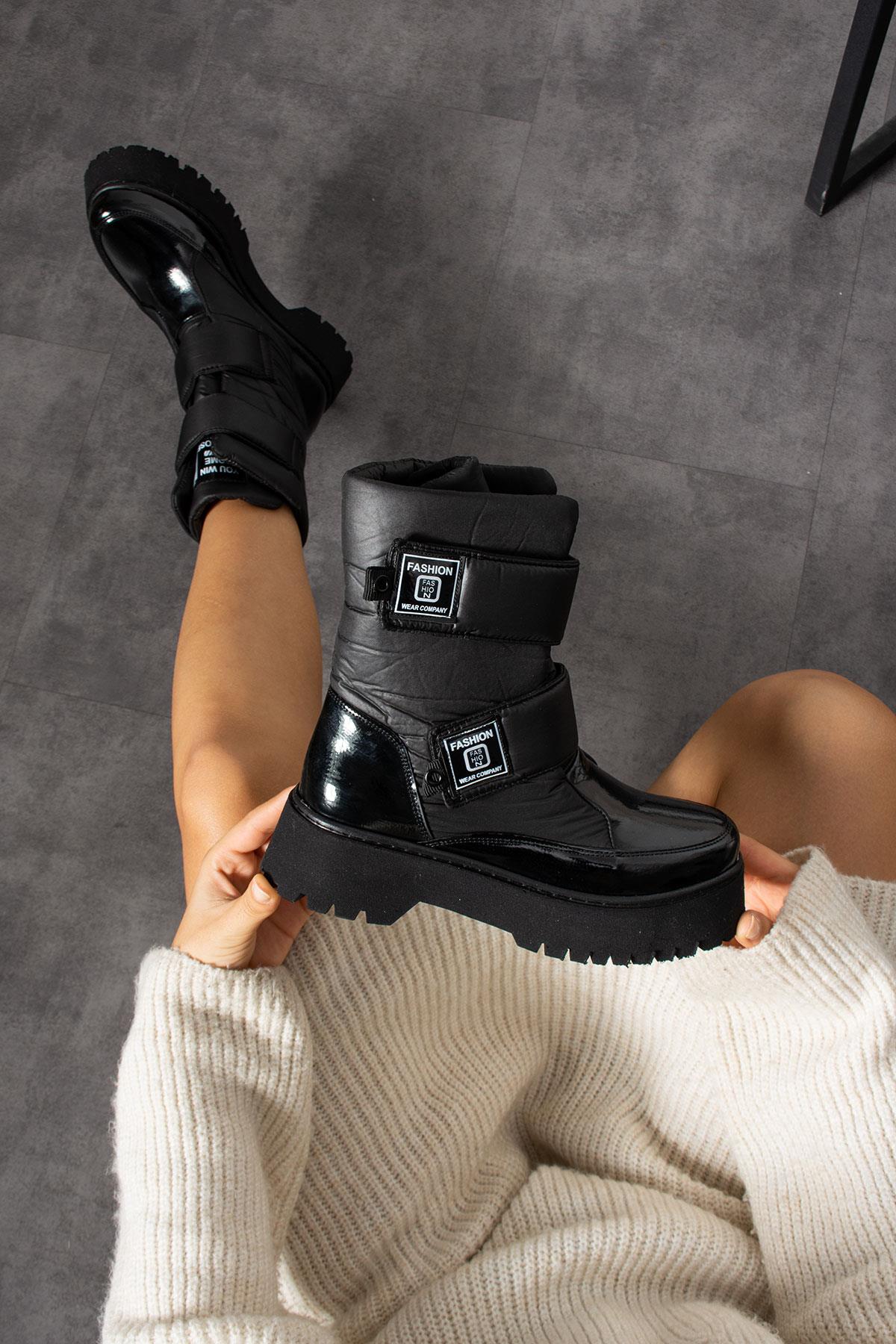 Modanizm Zamora Siyah Bot