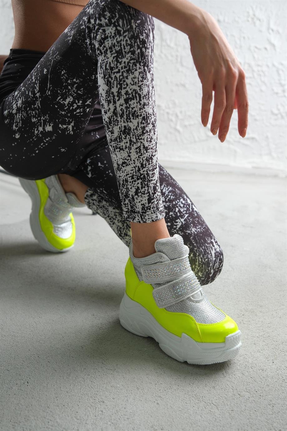 Modanizm Luci Gizli Topuklu Spor Ayakkabı