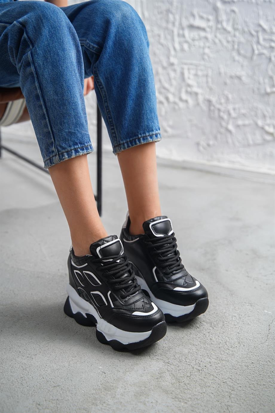 Modanizm Cristol Gizli Topuklu Siyah Spor Ayakkabı