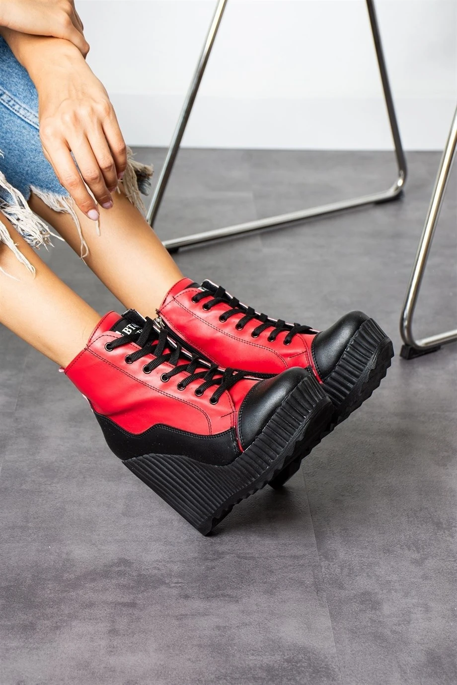 Stacy Kırmızı Dolgu Topuklu Bot