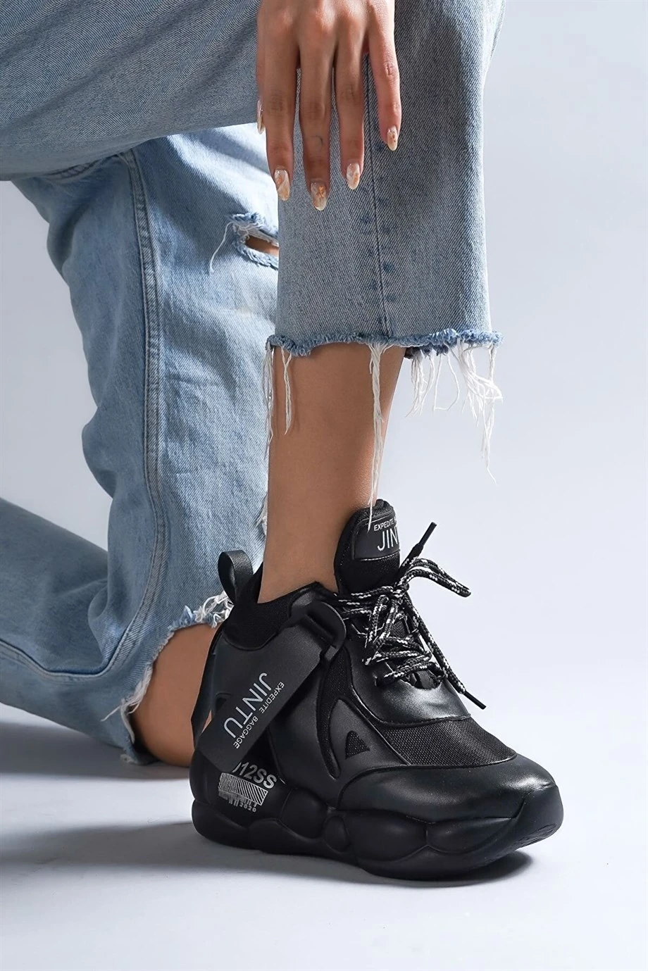 Jintu Black Gizli Topuklu Spor Ayakkabı