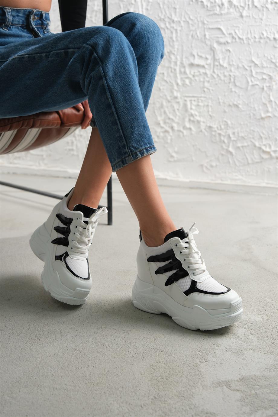 Modanizm Dietz Gizli Topuklu Siyah Spor Ayakkabı