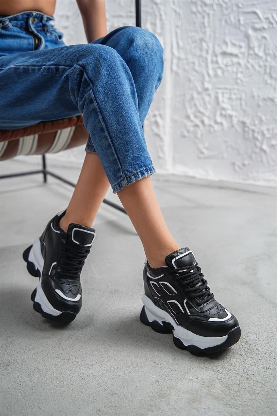 Modanizm Cristol Gizli Topuklu Siyah Spor Ayakkabı