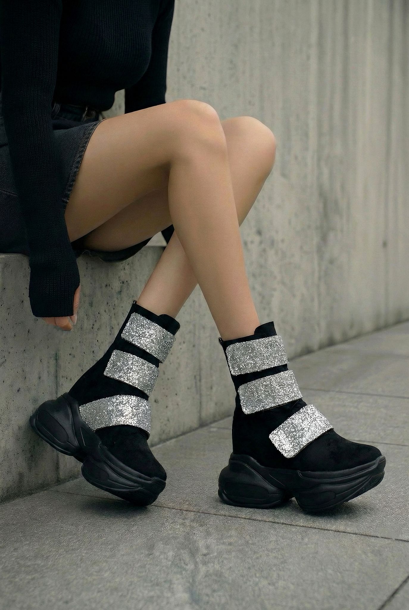 Pria Siyah Dolgu Topuk Süet Bot