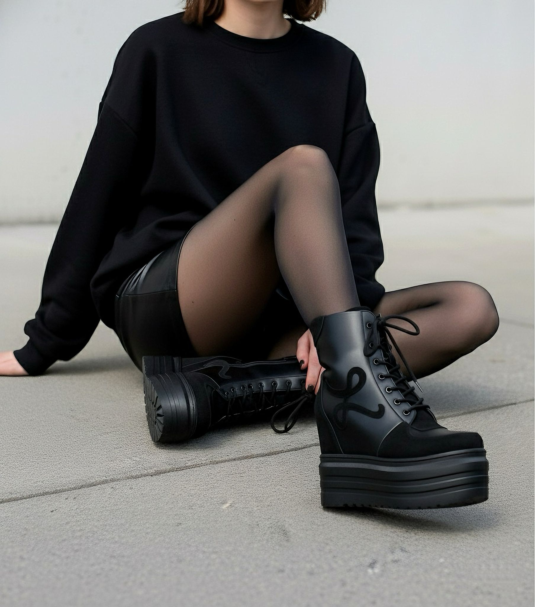 Civora Siyah Dolgu Topuklu Spor Bot