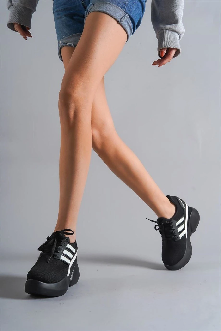 Chicilotti Gizli Topuklu Spor Ayakkabı