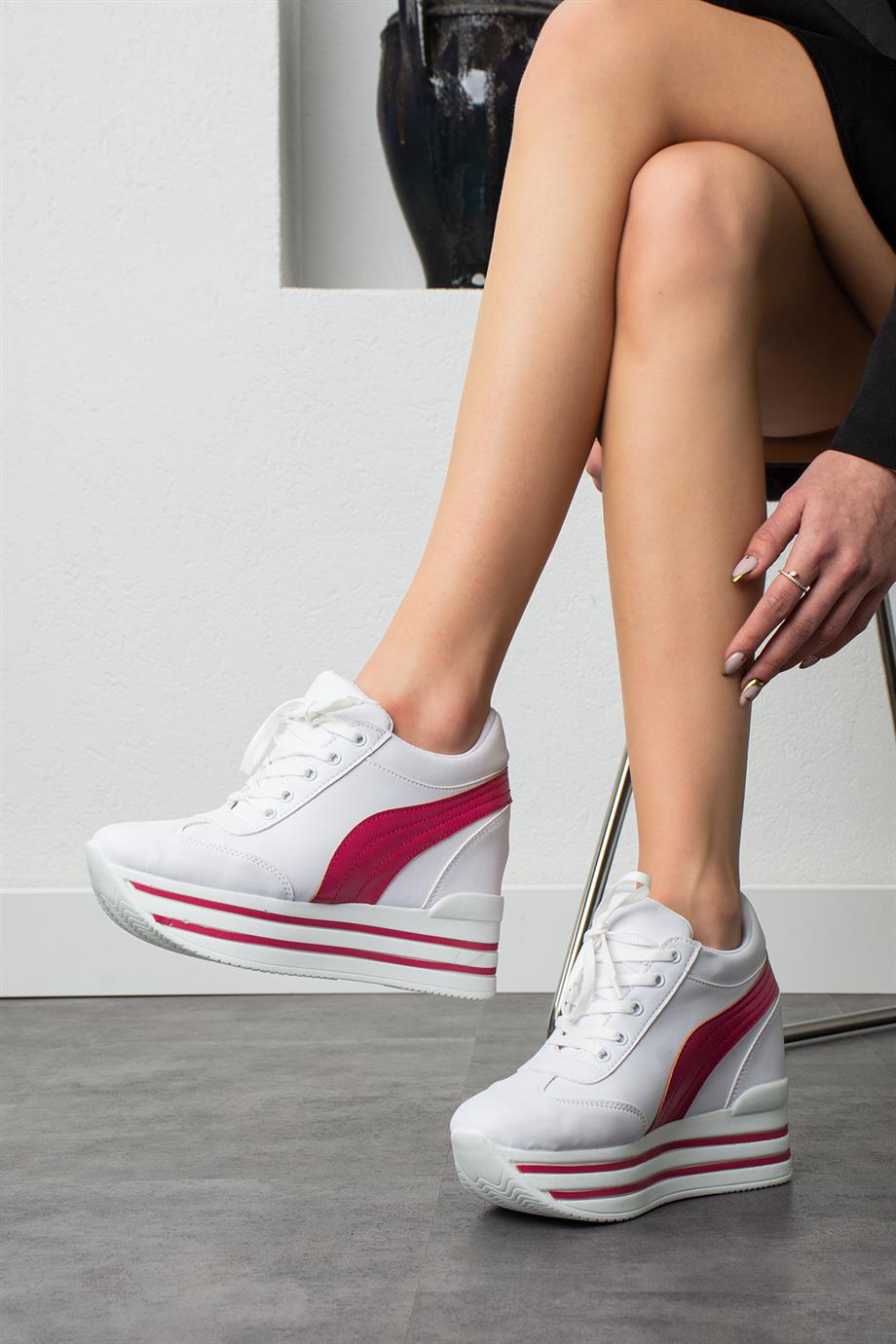 Masdie Pembe Detaylı Gizli Topuklu Spor Ayakkabı