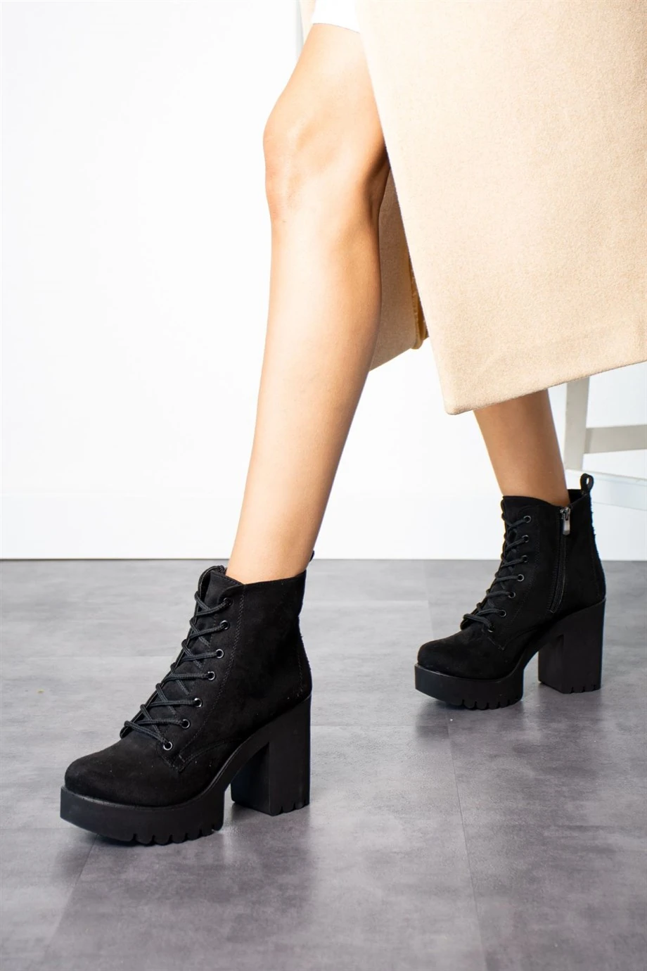 Andea Siyah Süet Bot