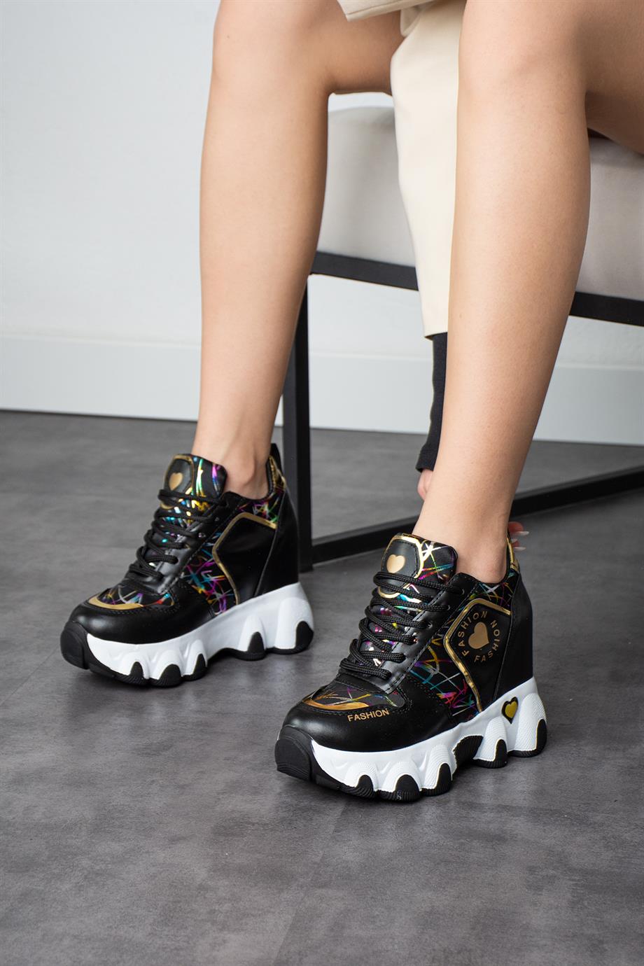 Modanizm Tina Gizli Topuklu Siyah Spor Ayakkabı