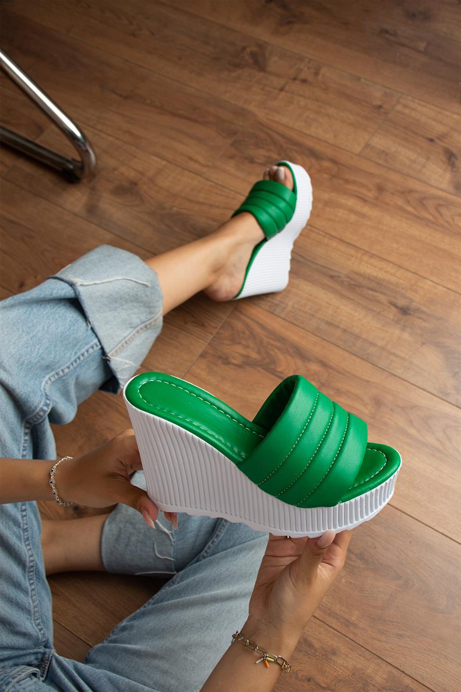 Modanizm Mystic Dolgu Topuklu Yeşil Terlik