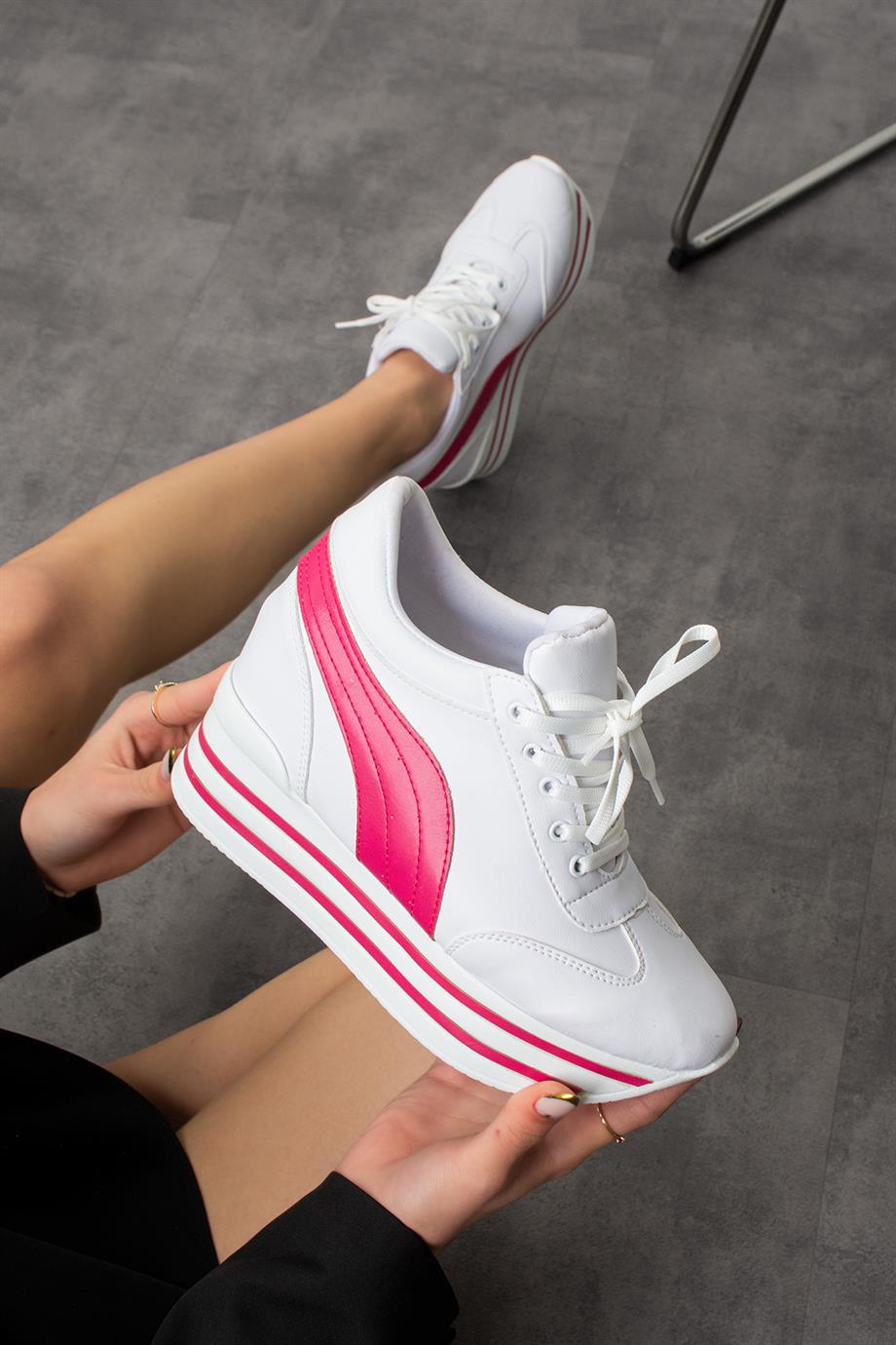 Masdie Pembe Detaylı Gizli Topuklu Spor Ayakkabı