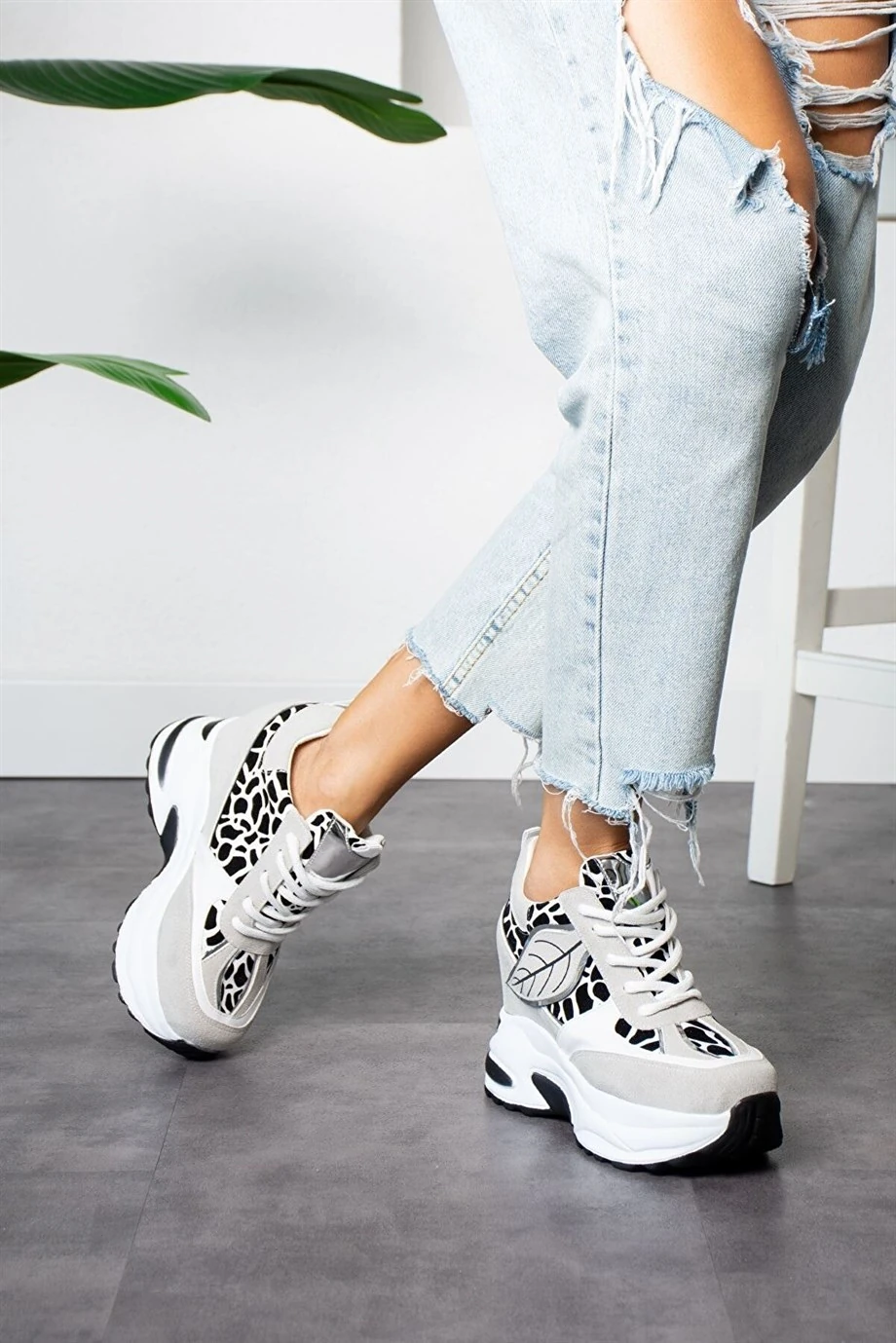 Spozzy Gizli Topuklu Beyaz Spor Ayakkabı